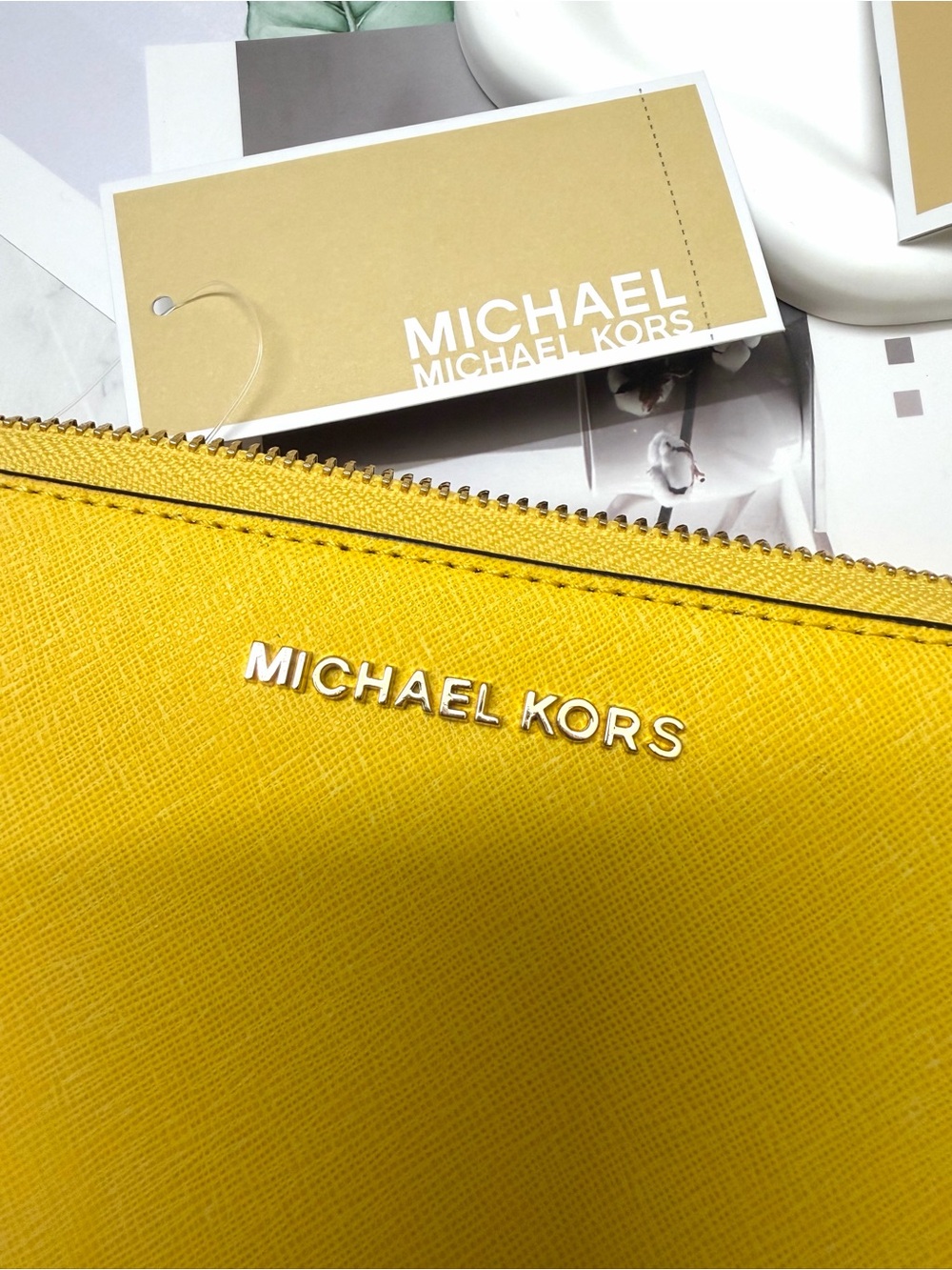 Michael Kors Yellow Saffiano Zip continental Wallet with Gold Logo - Picture 6 of 6